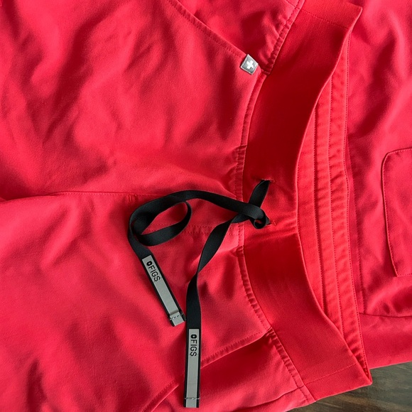 Figs Red Long Sleeve Scrubs - Picture 5 of 9